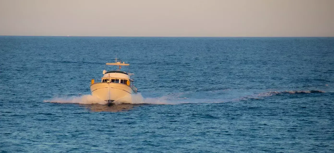 Чартер Bucc 10 - 3