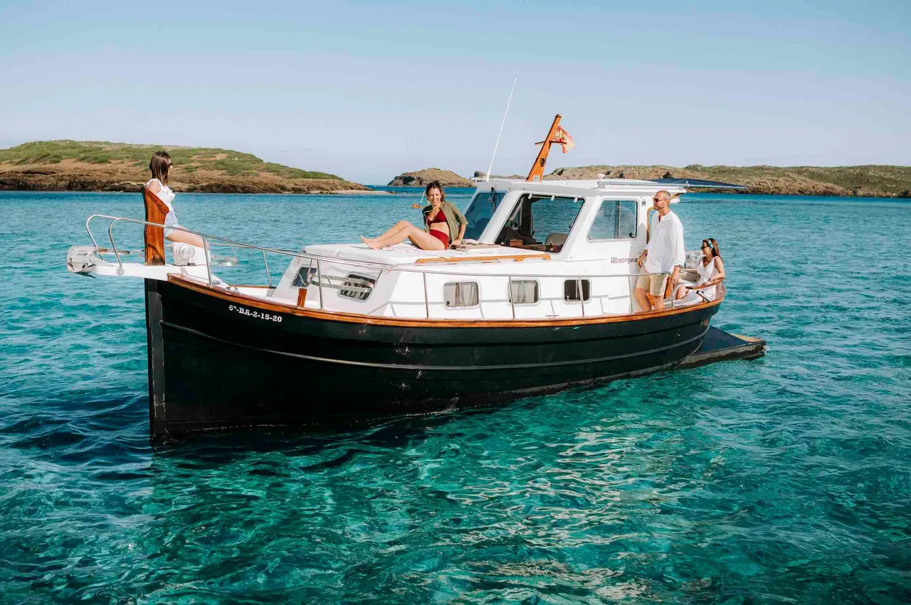 Uncle Pep Charter Boat