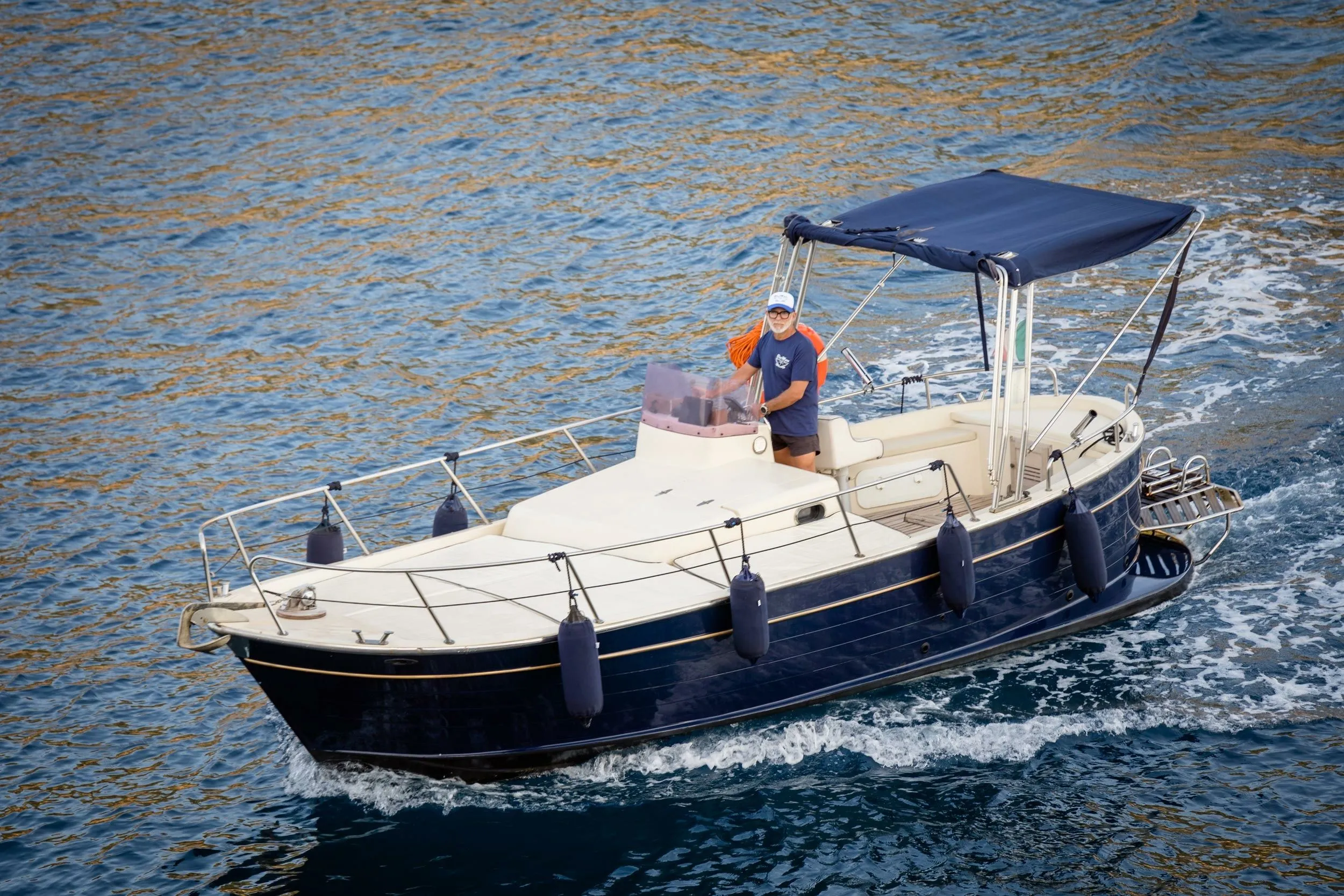 7.5m Le Grazie Motor Boat Mimi Libeccio 7.50 Hire
