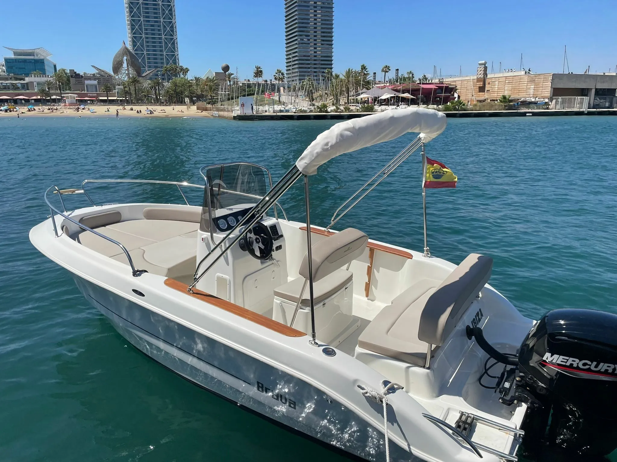Rent a 5.99m Boat in Barcelona
