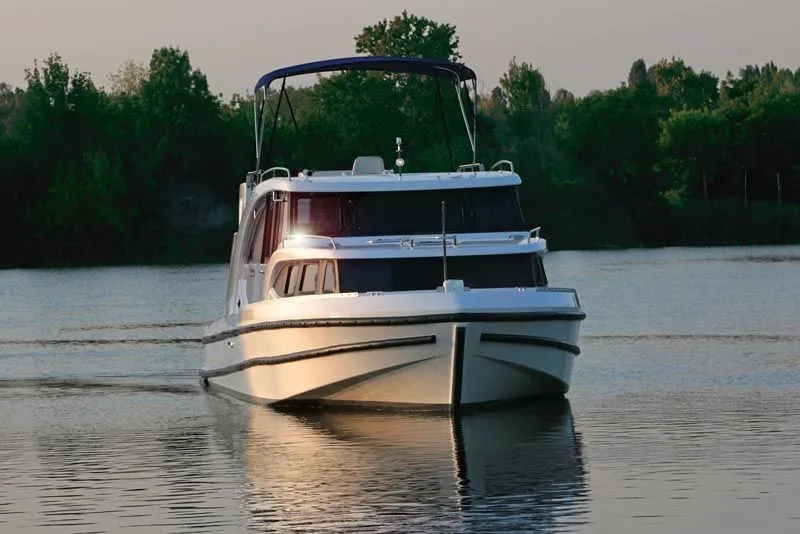 No Name Charter Boat