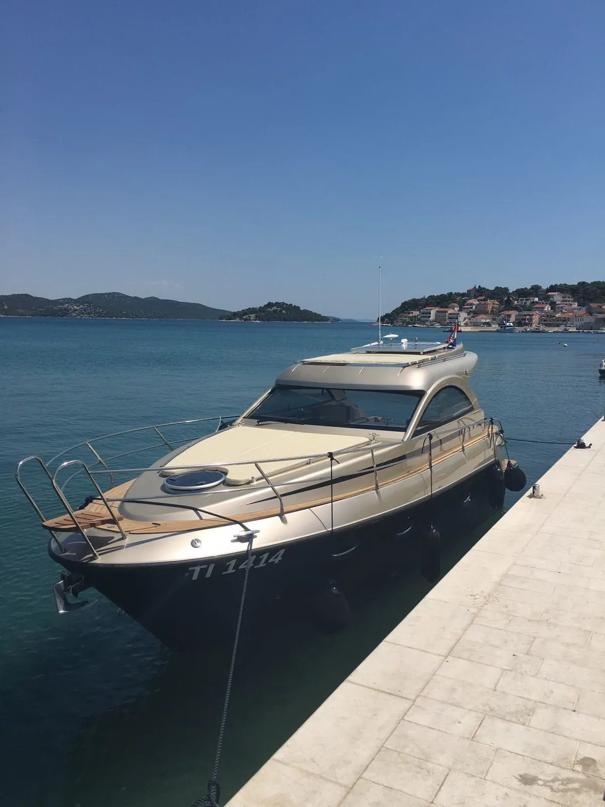 Mirakul Charter Boat - 4