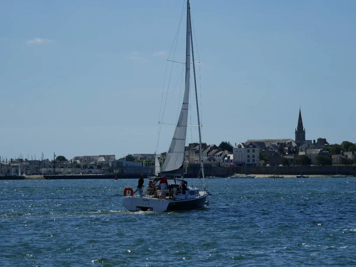 Yuzou Charter Boat - 3