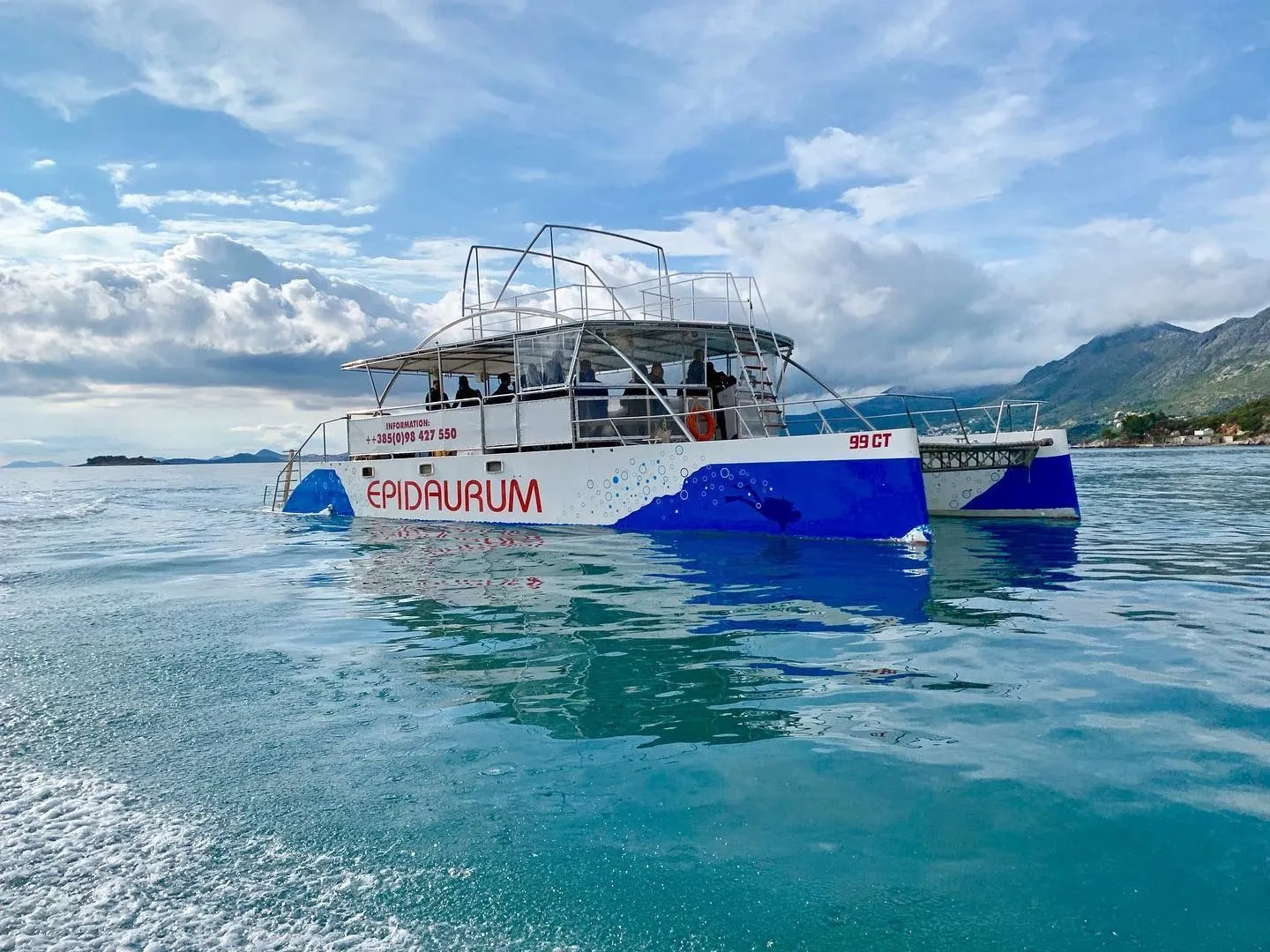 Epidaurum Charter Boat