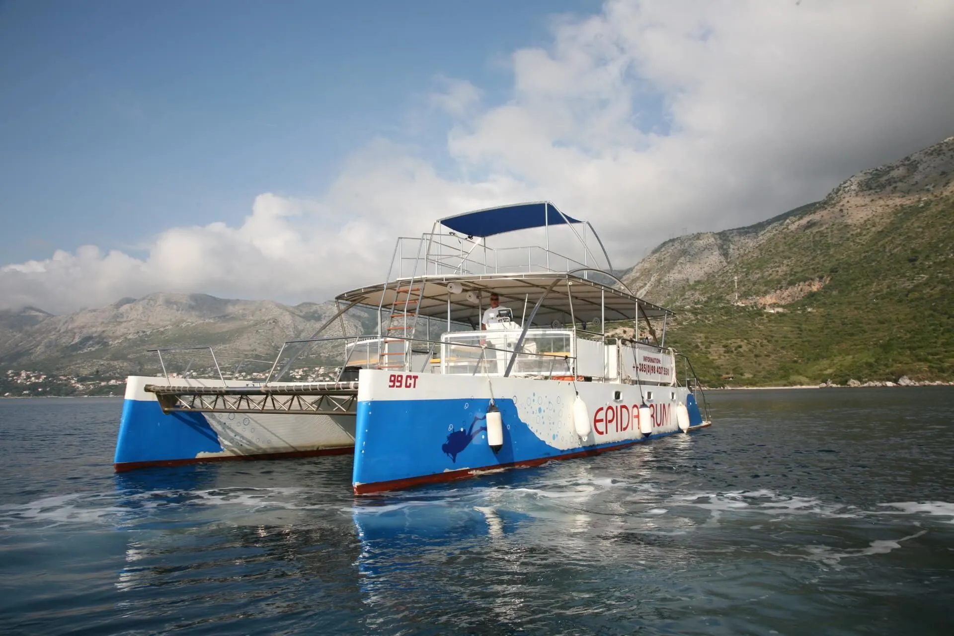 Explore Dubrovnik on a 17.15m Rental Monte Marine Cat 17 Party