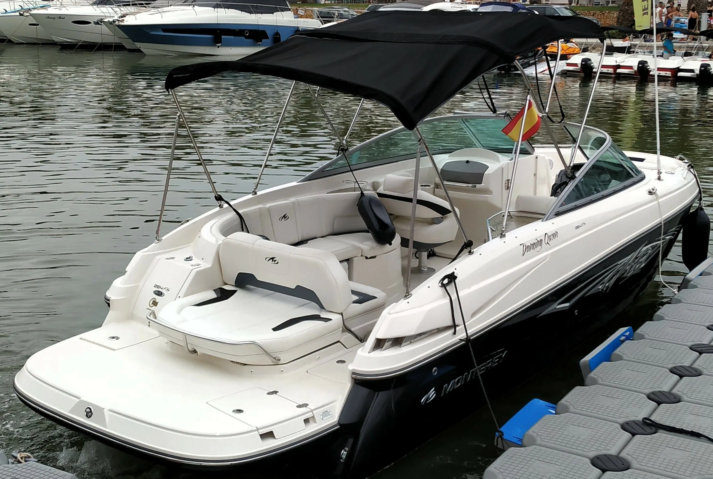 8m Cala D'Or Monterey 264 FS Motor Boat Hire