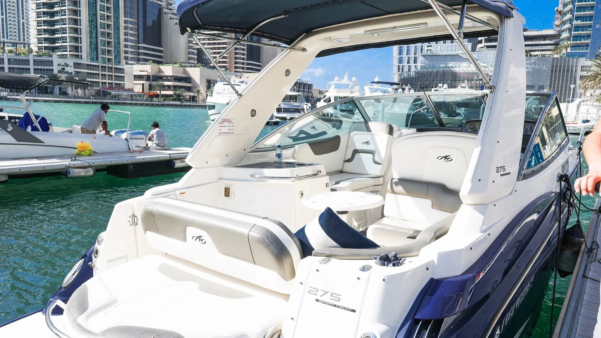 Sanya Mietboot