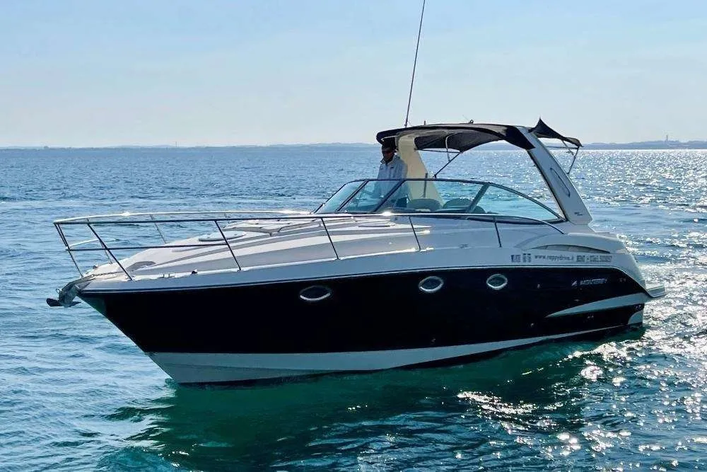 Moniga 10.45m Kiralık Monterey 355 Motoryat