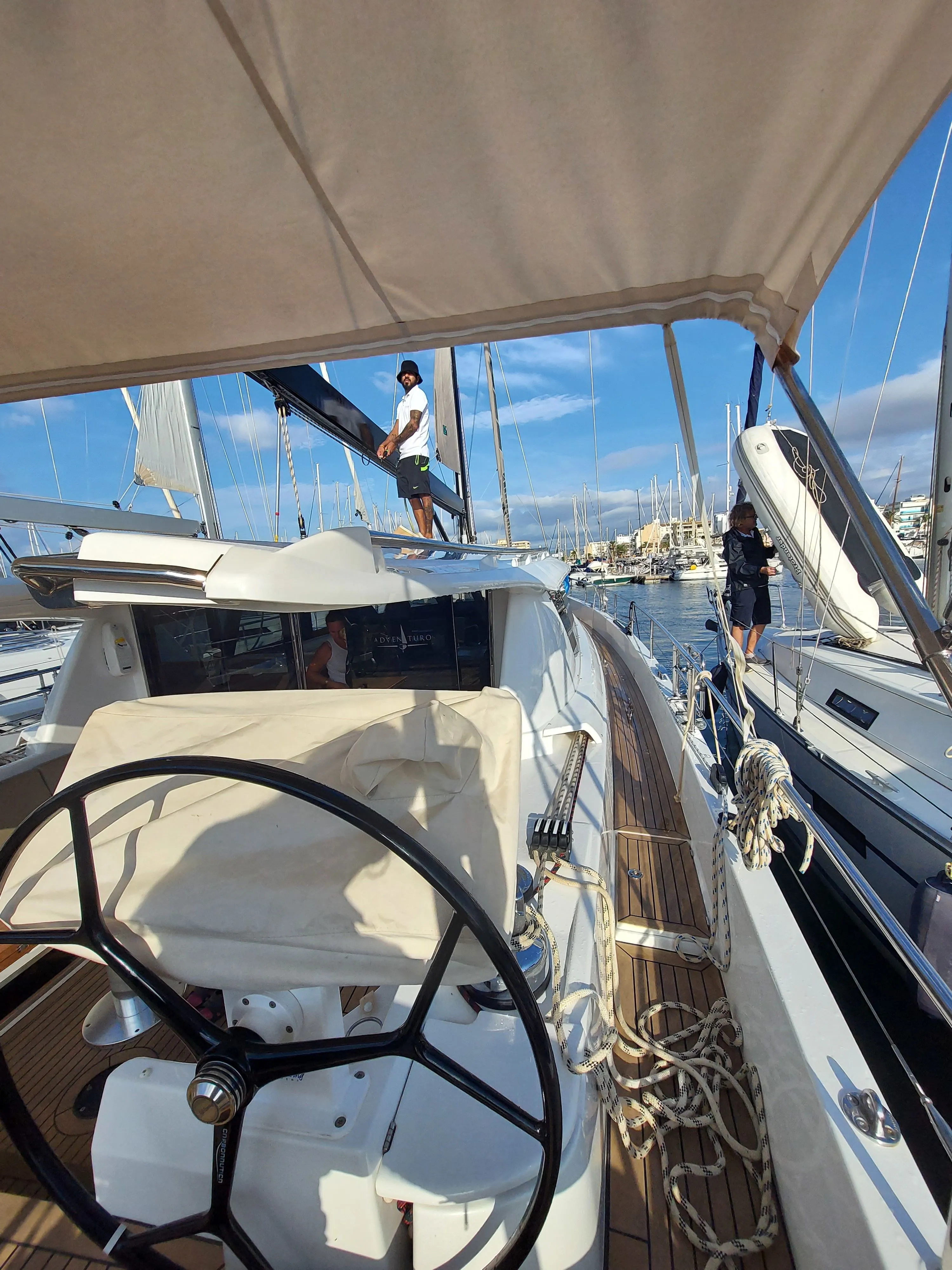 Adventuro Charter Boat