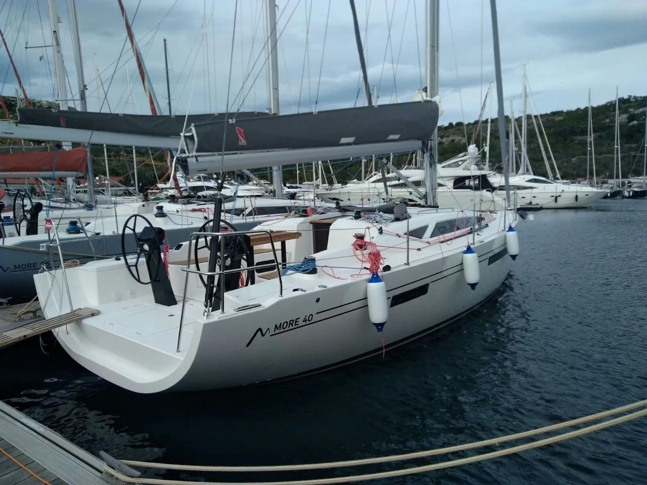 Rent a 11.99m More 40 Sailing Yacht in Fezzano