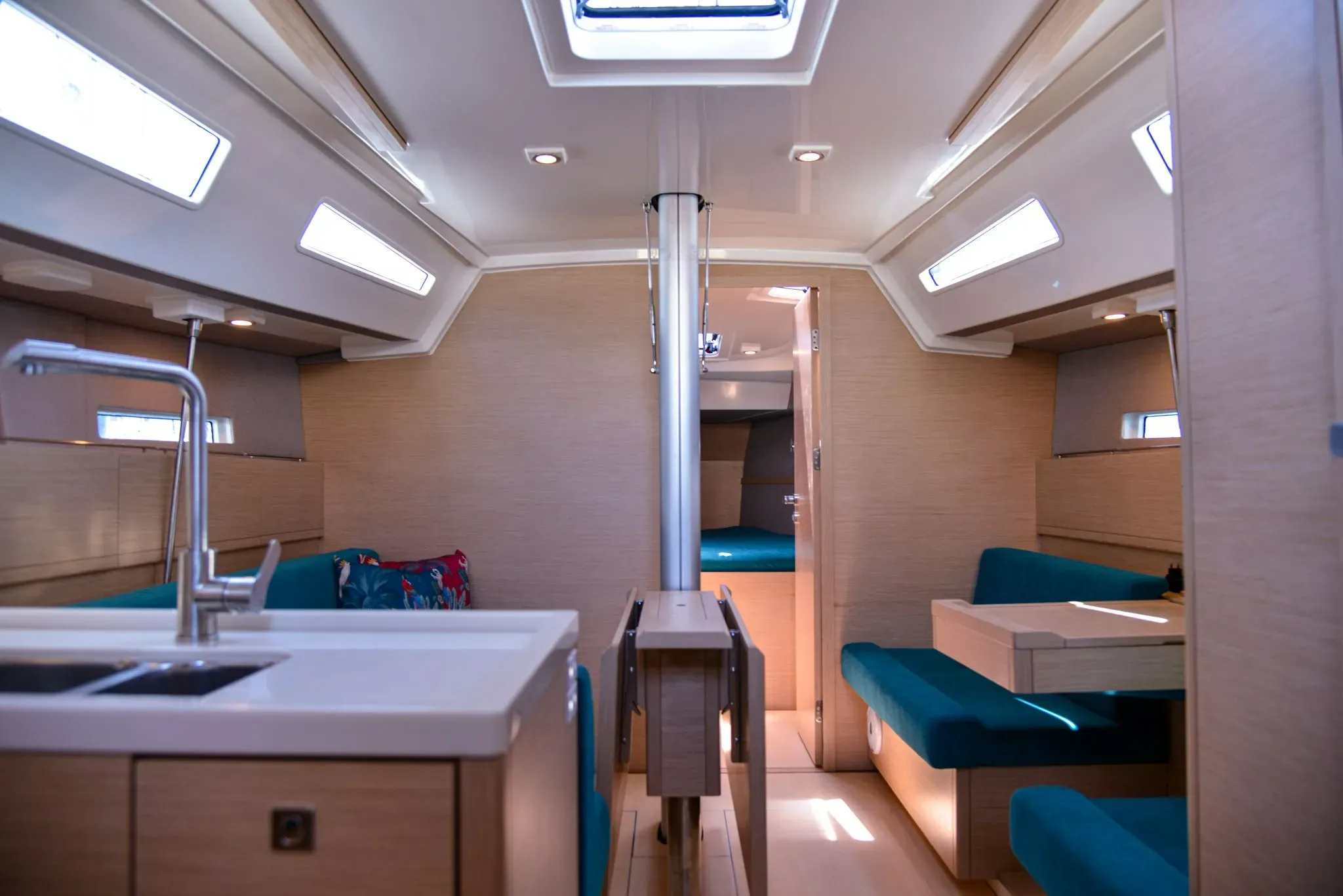 Larthia Charter Boat