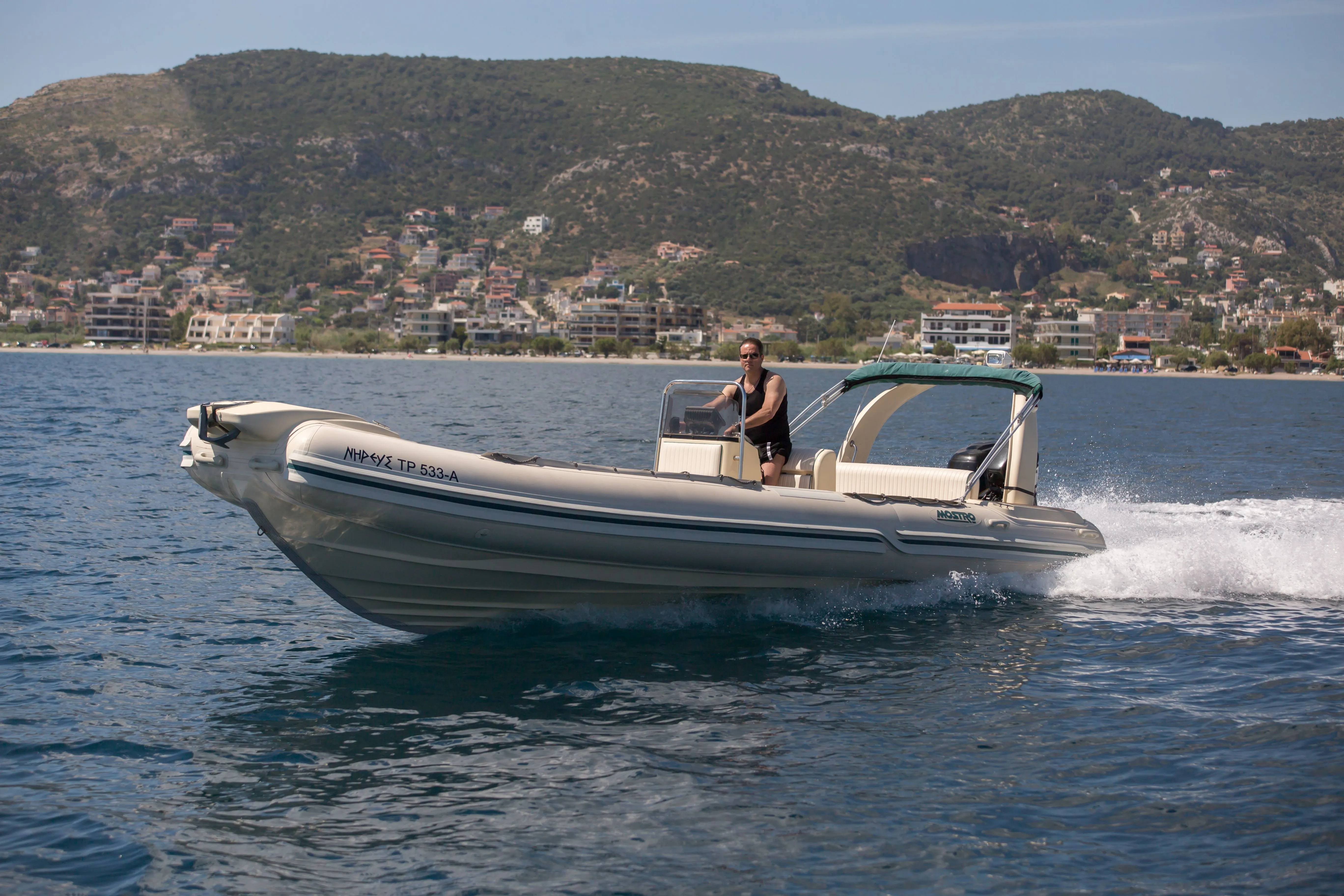 7.8m Lavrion Motor Boat Mostro Corvette 780 Hire