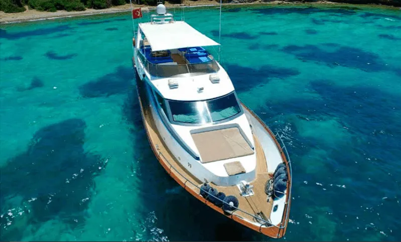 Charter a 27m Motor Yacht 88 in Göcek