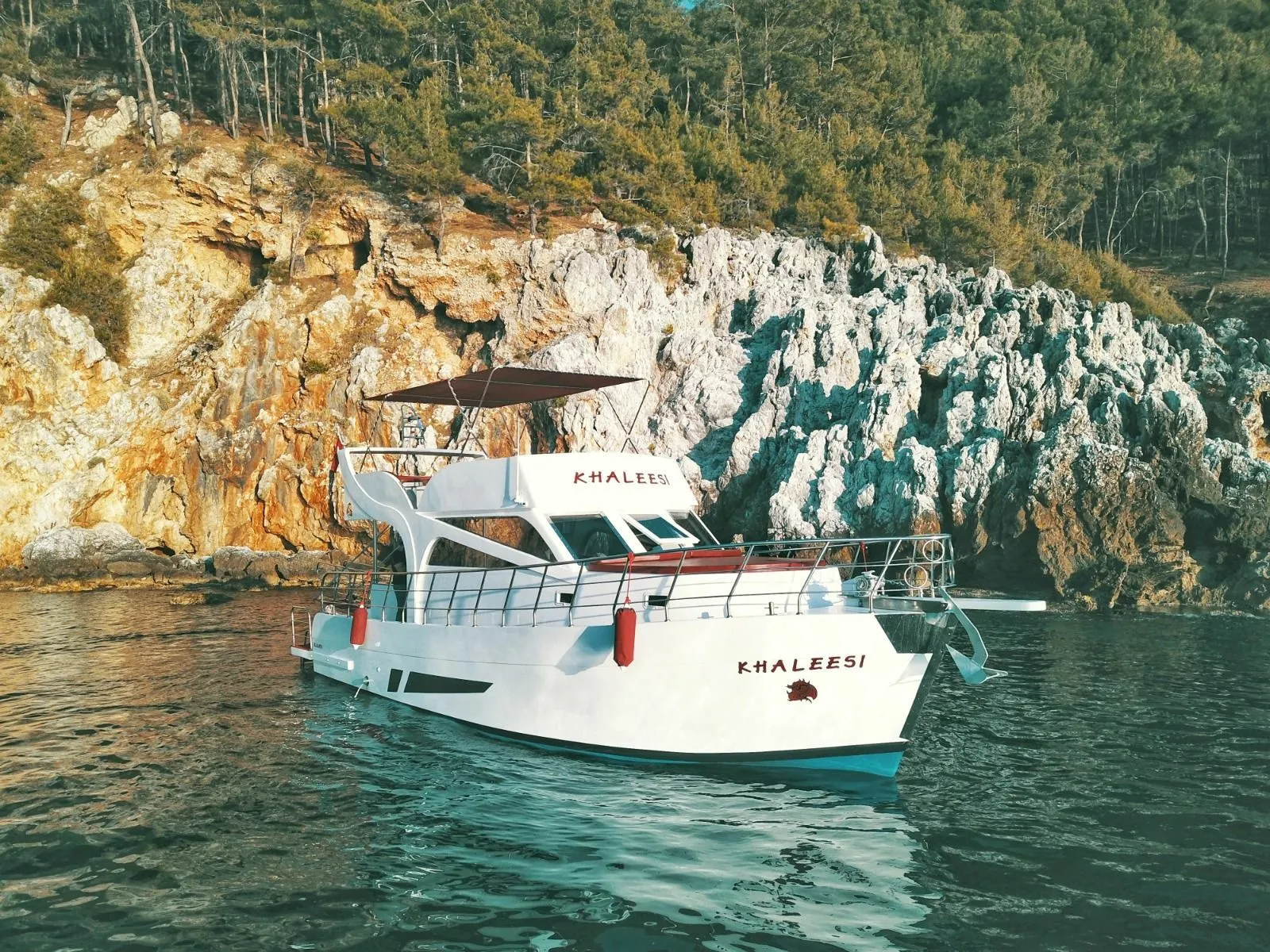 Rent a 13.5m Boat in Alanya