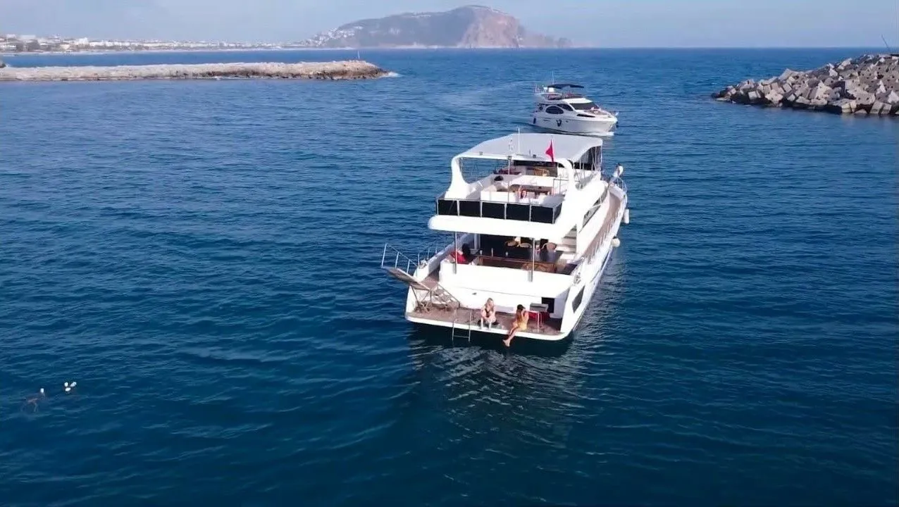 Explore Alanya on a 20m Rental Boat