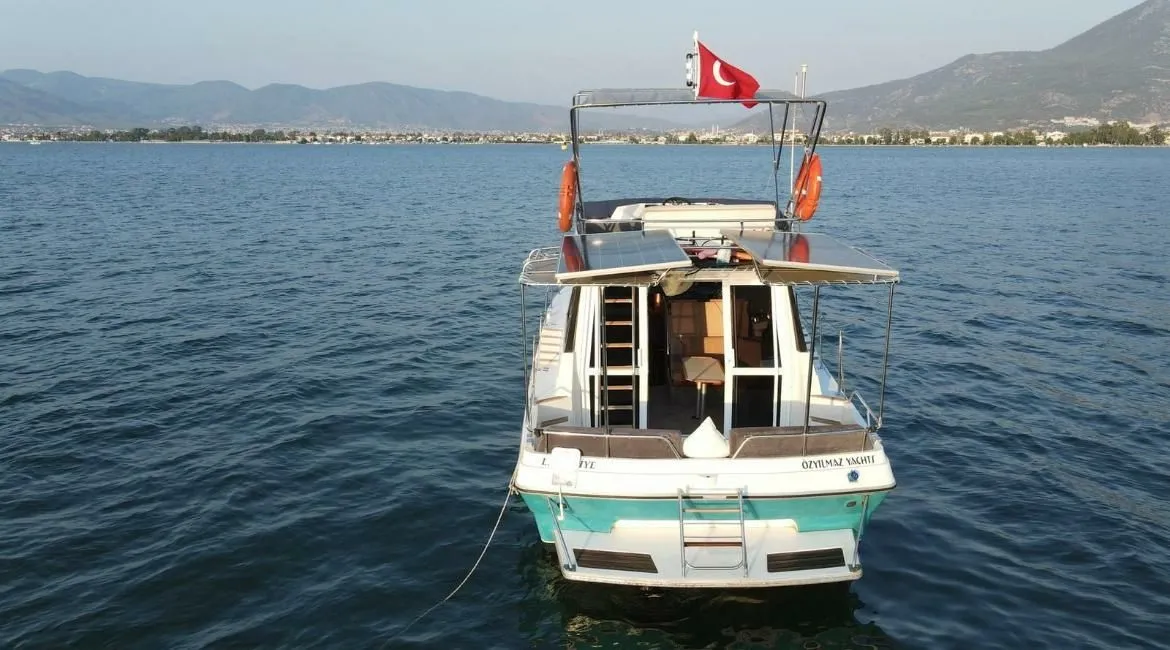Charter a 12.5m Boat in Fethiye