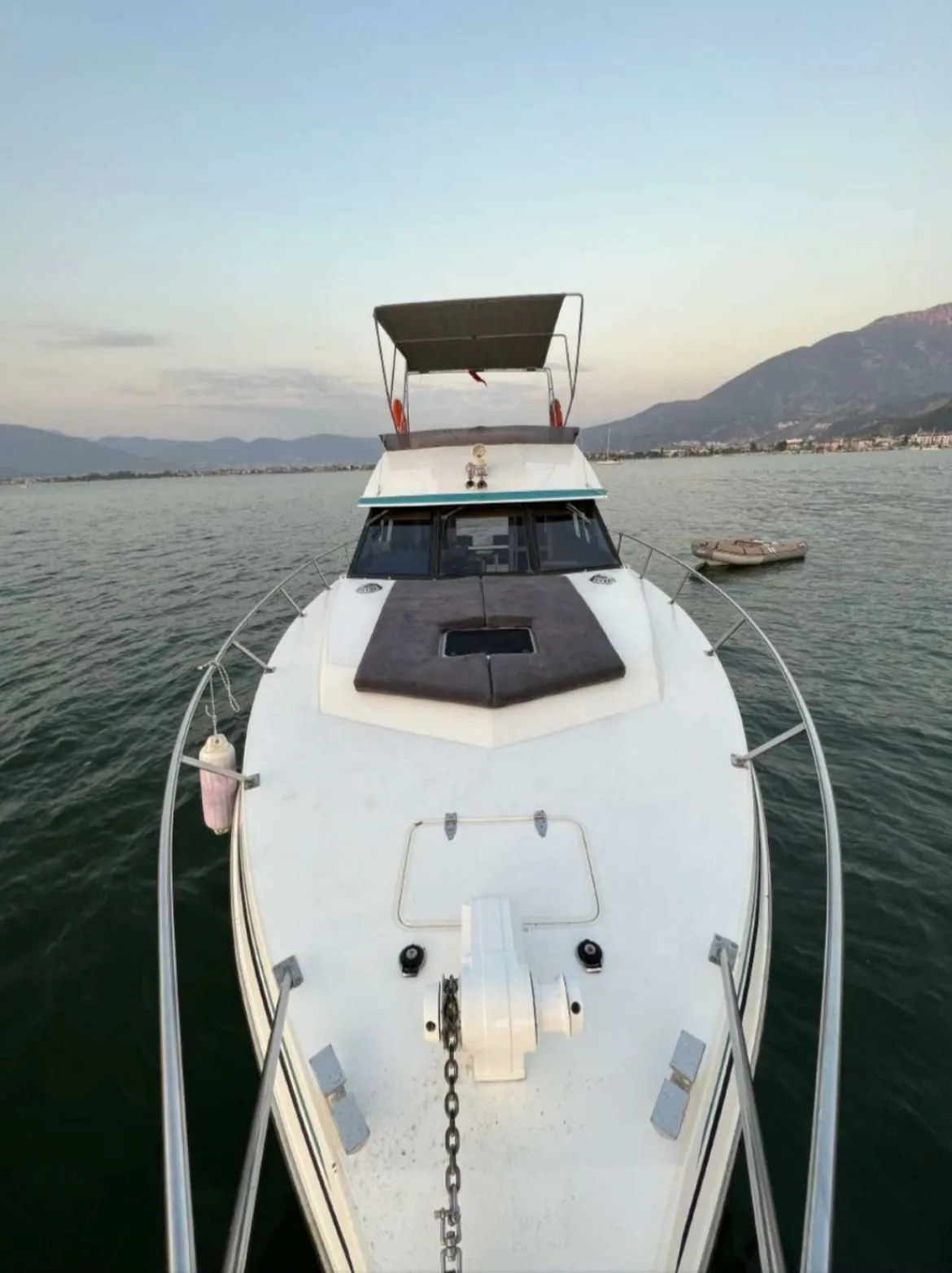 Ozyilmaz Charter Boat
