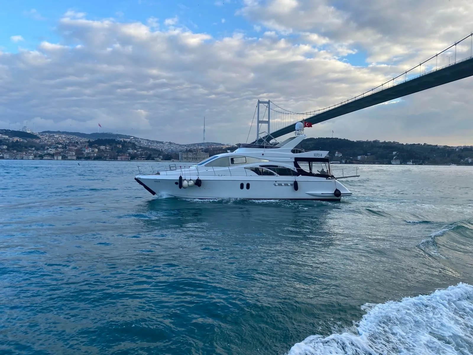 18m Istanbul Boat Hire