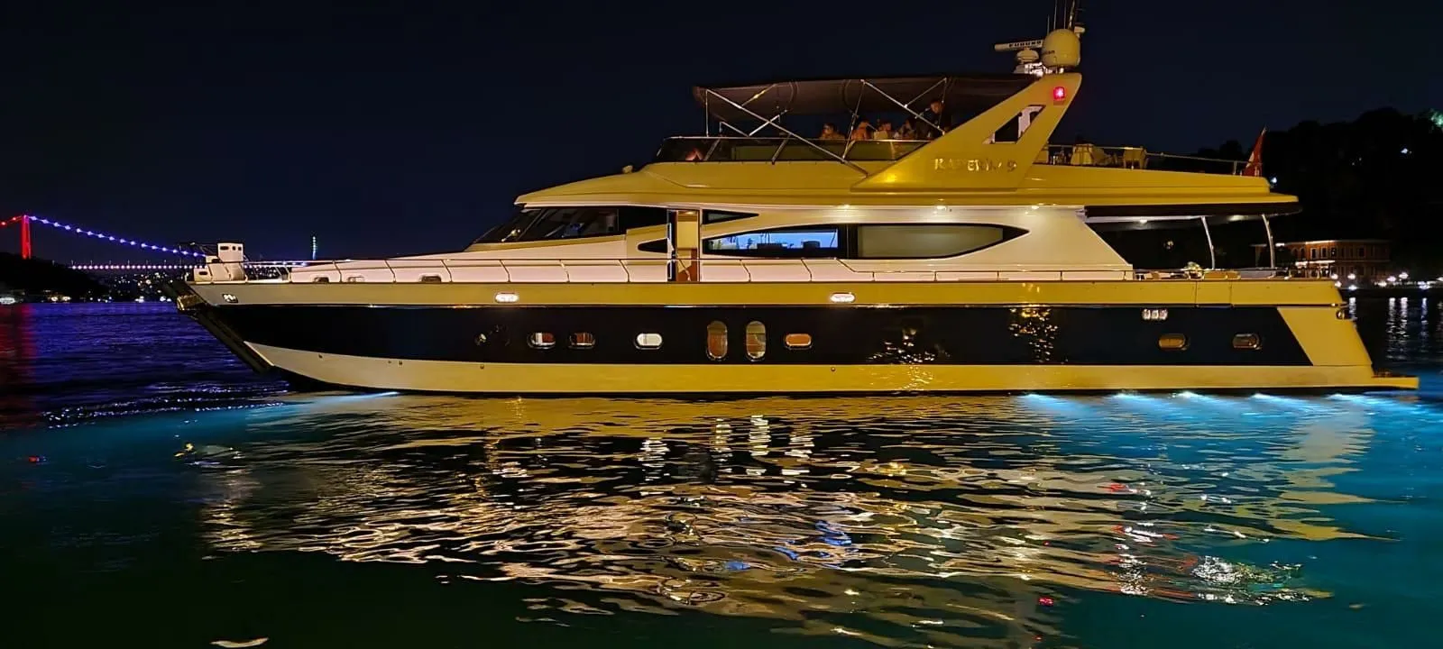Rent a 26m 2 Cabin Motor Yacht in Istanbul