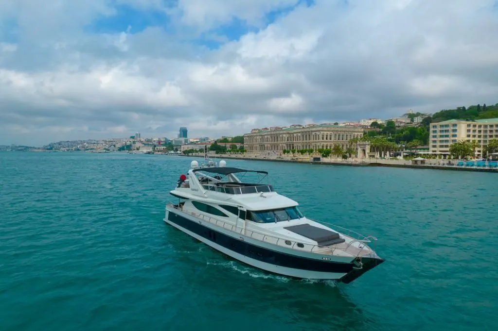 Rent a 26m 2 Cabin Motor Yacht in Istanbul