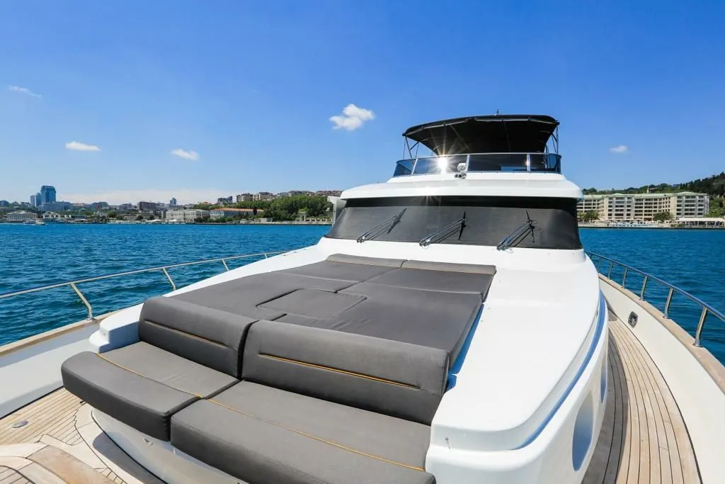 Kaderim 9 Charter Boat