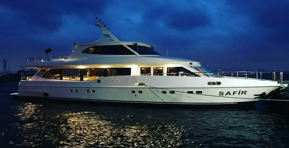 Чартер Safir - 3