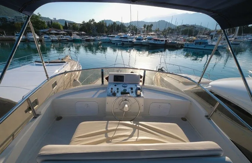 Eliza 4 Charter Boat
