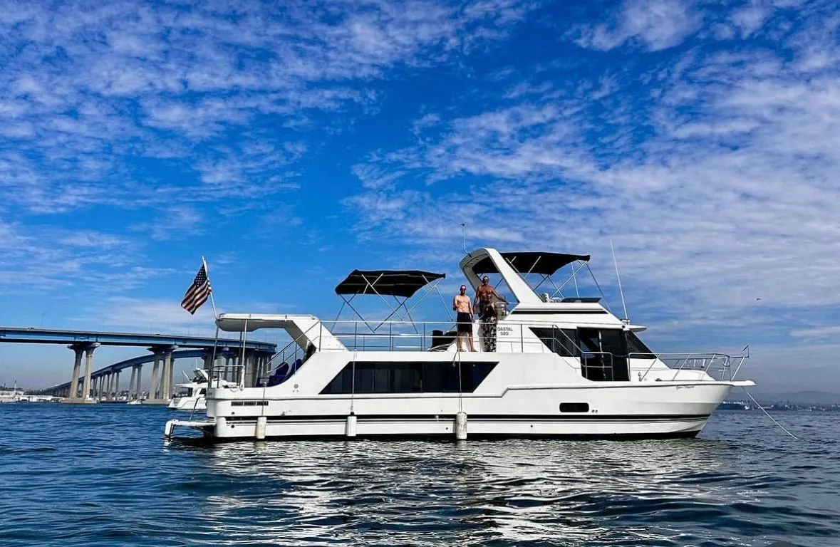 18m San Diego Motor Yacht Hire