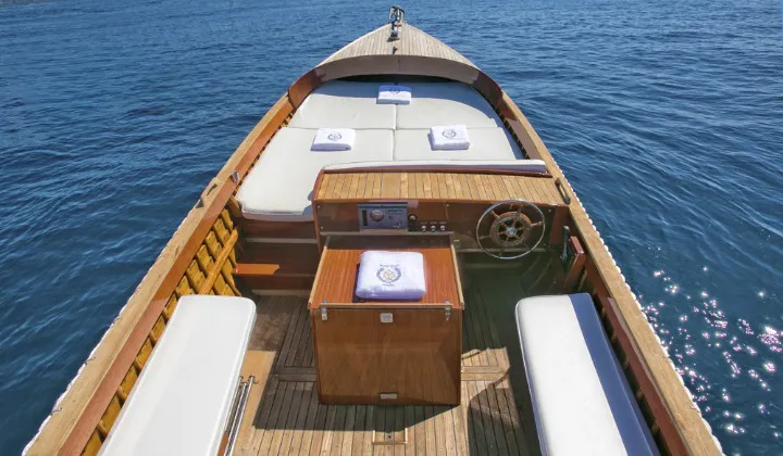 Baloo Charter Boat
