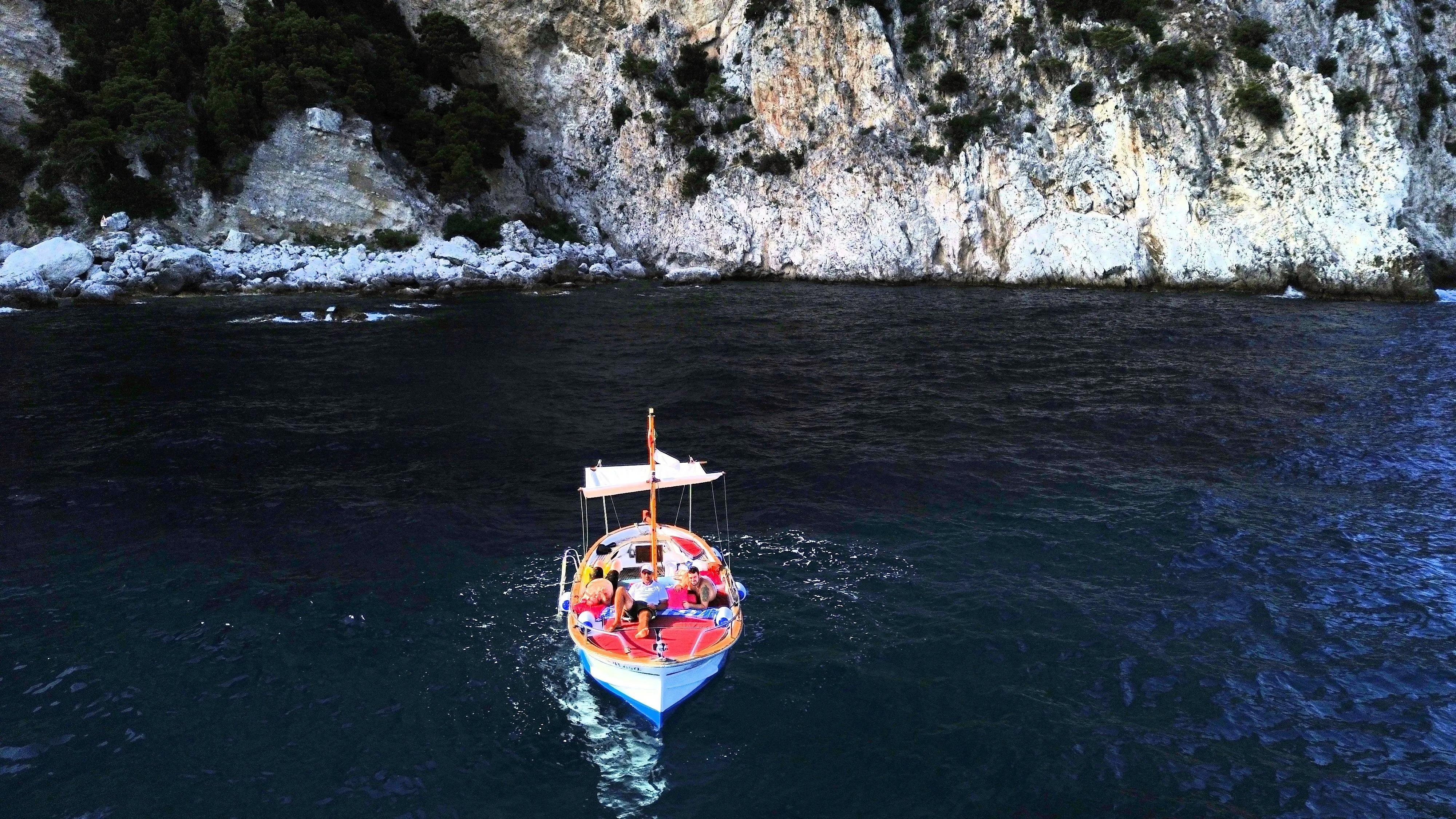 Rosa Charter Boat