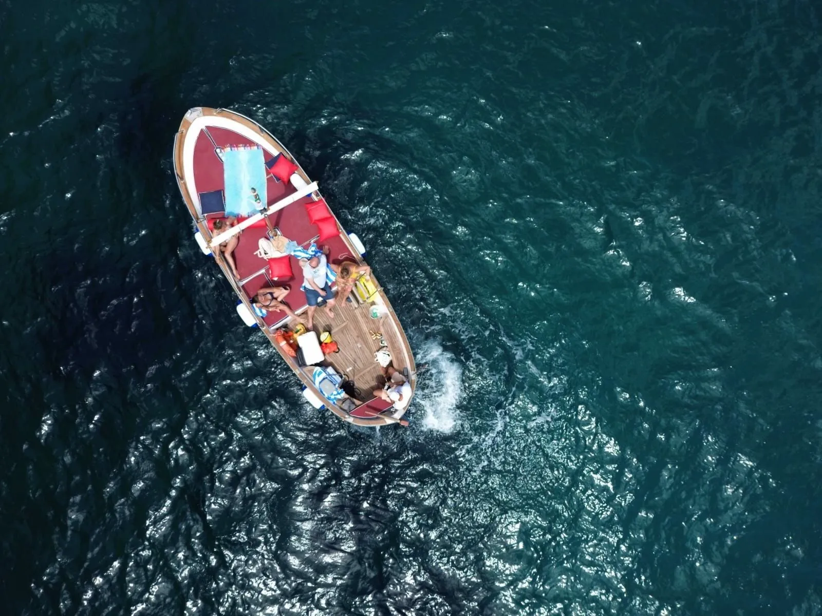 Explore Marina Grande on a 7.5m Nautica Esposito 7.40 Positano Open Motor Boat Rental