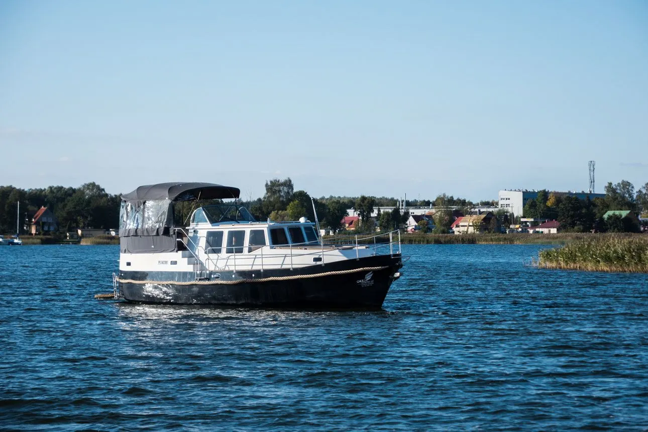 12.7m Wilkasy Boat Hire