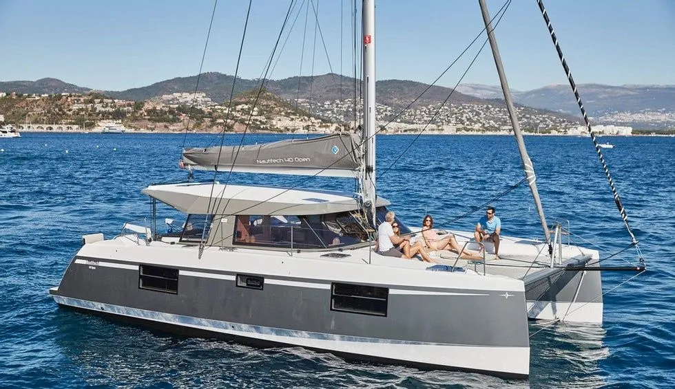 Чартер Happy - 3