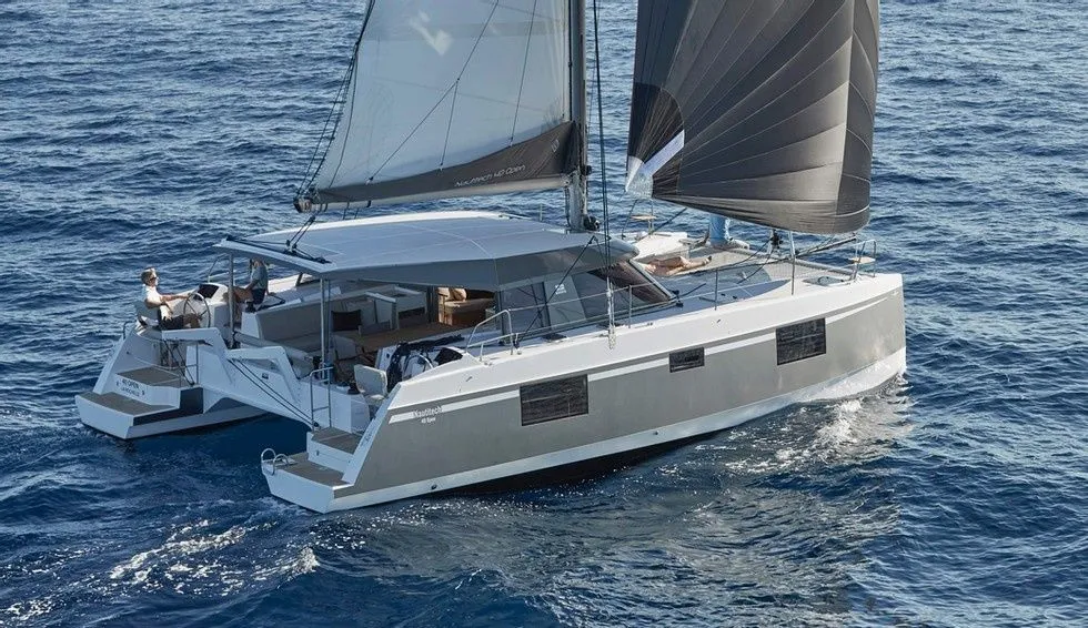 Rent a 11.98m 4 Cabin Catamaran in Pointe-à-Pitre