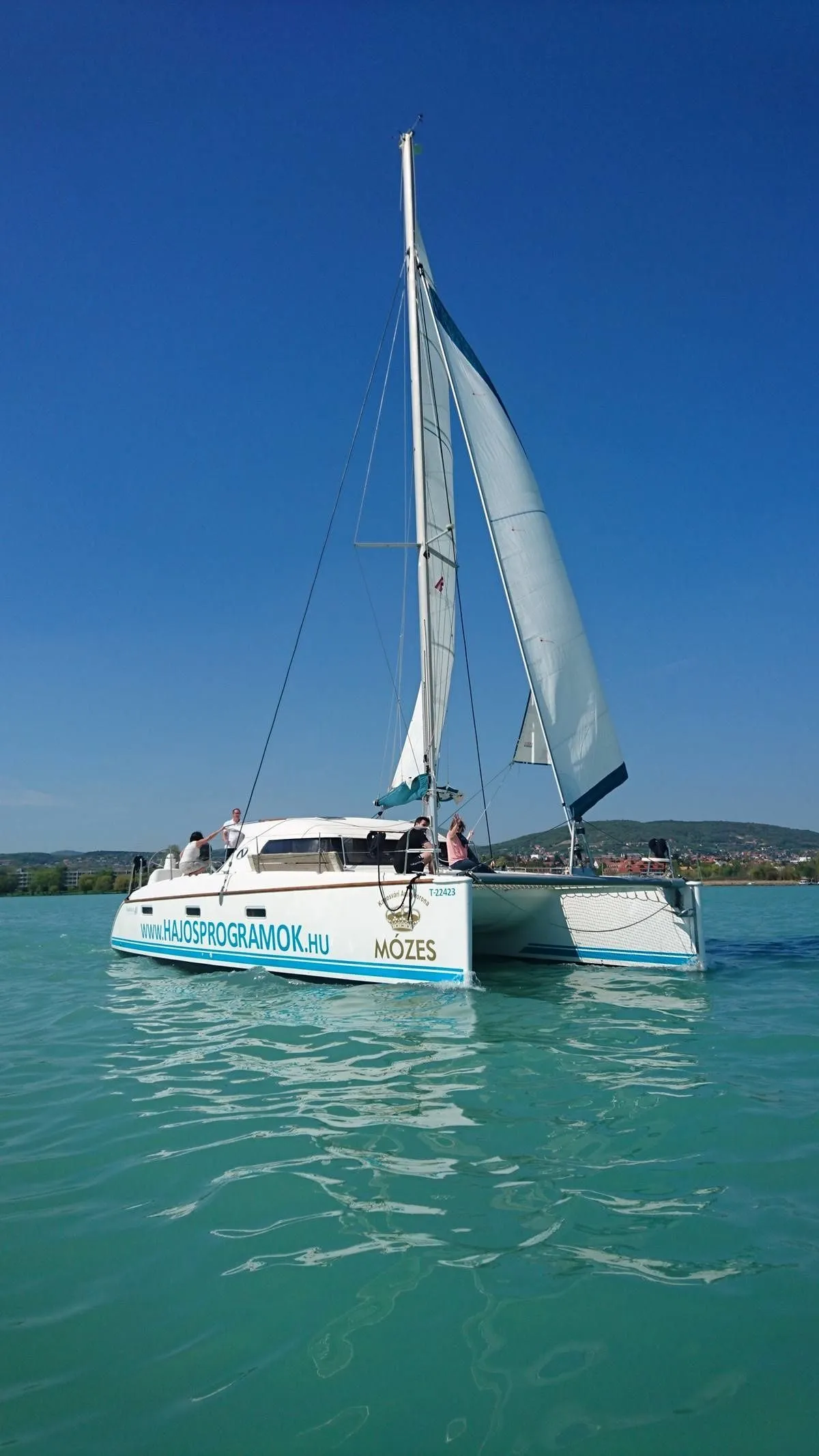 Mozes Charter Boat