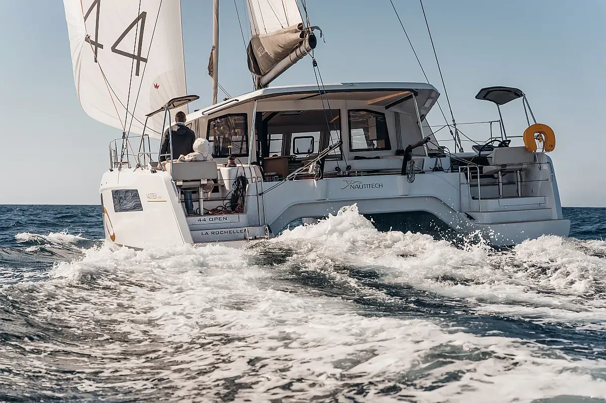 Boot - Explore Cogolin on a 13.3m 4 Cabin Catamaran Rental