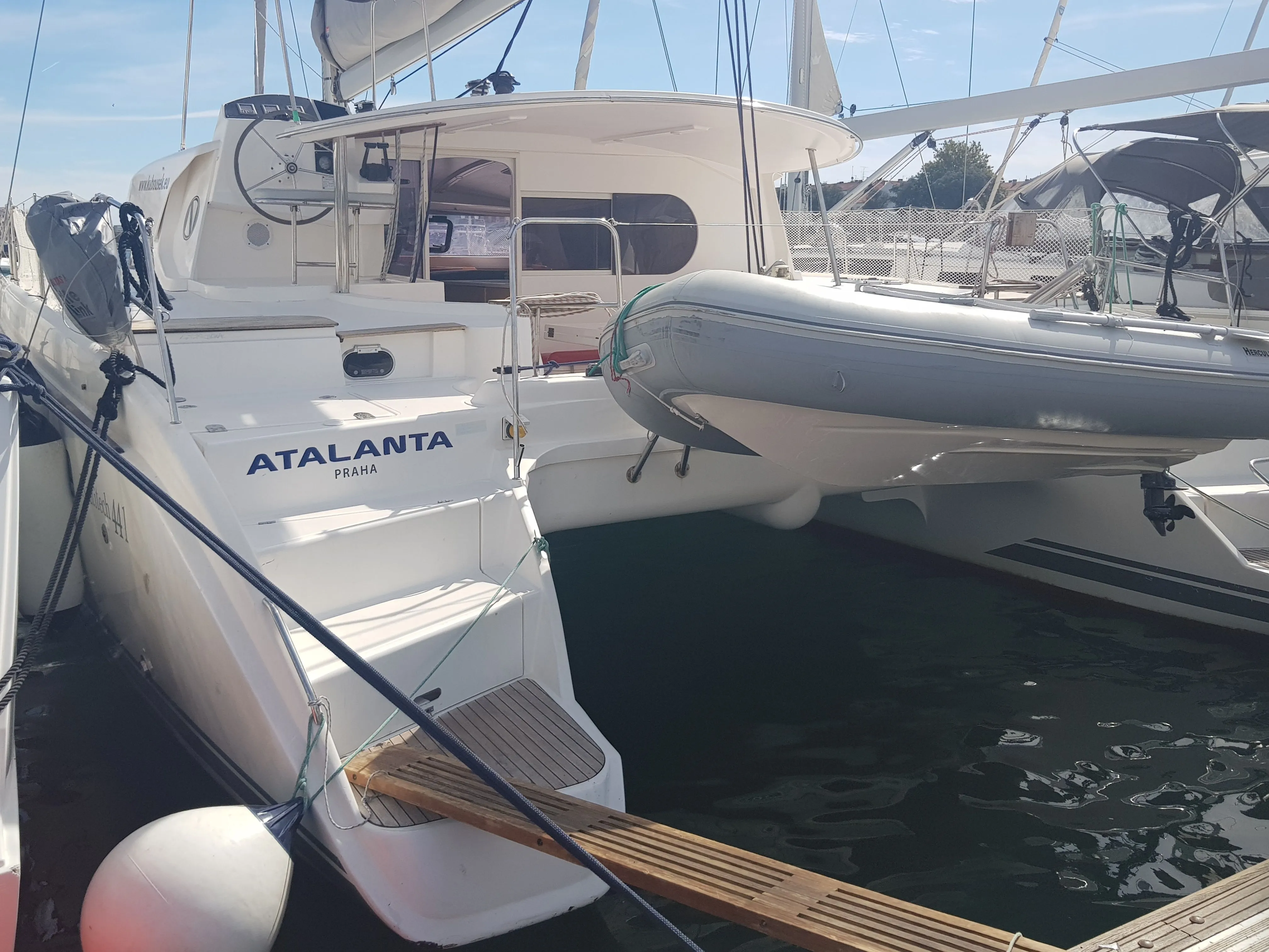 Atalanta лодка на прокат - 4