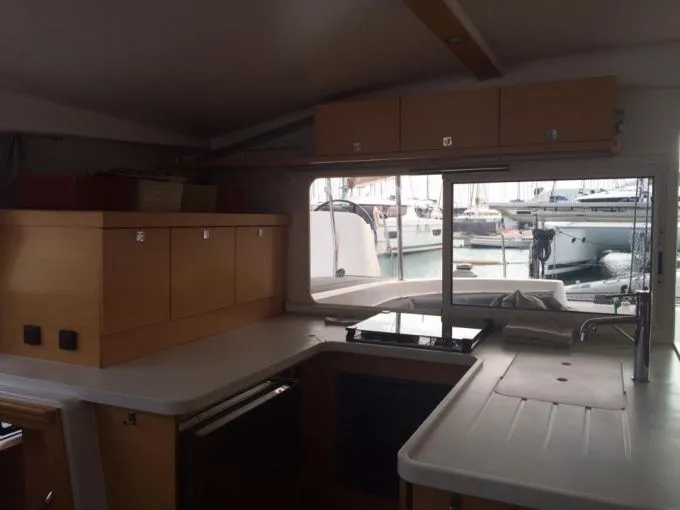 Phileas Fogg 2 Charter Boat - 5