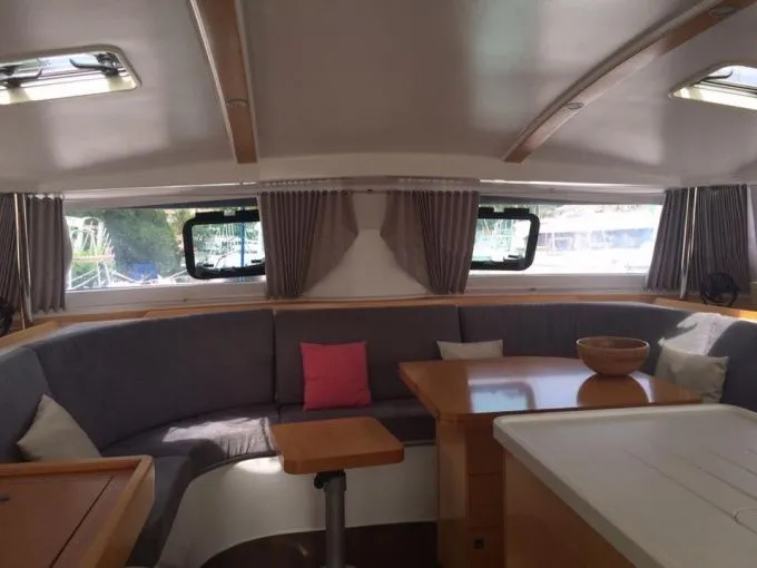 Phileas Fogg 2 Charter Boat - 4