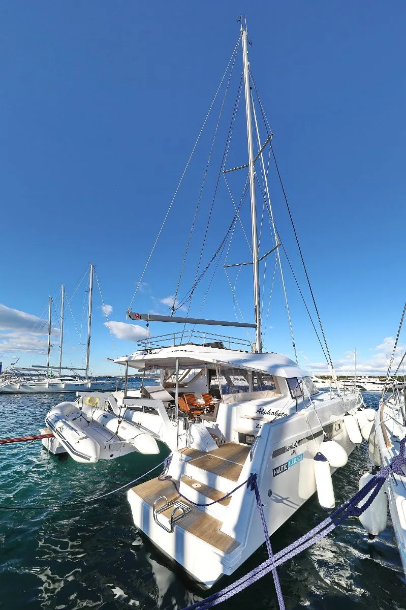 Чартер Alphabeta - 3