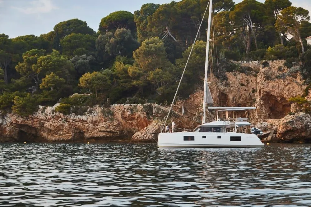 Blue Water Nomad Charterboot - 5