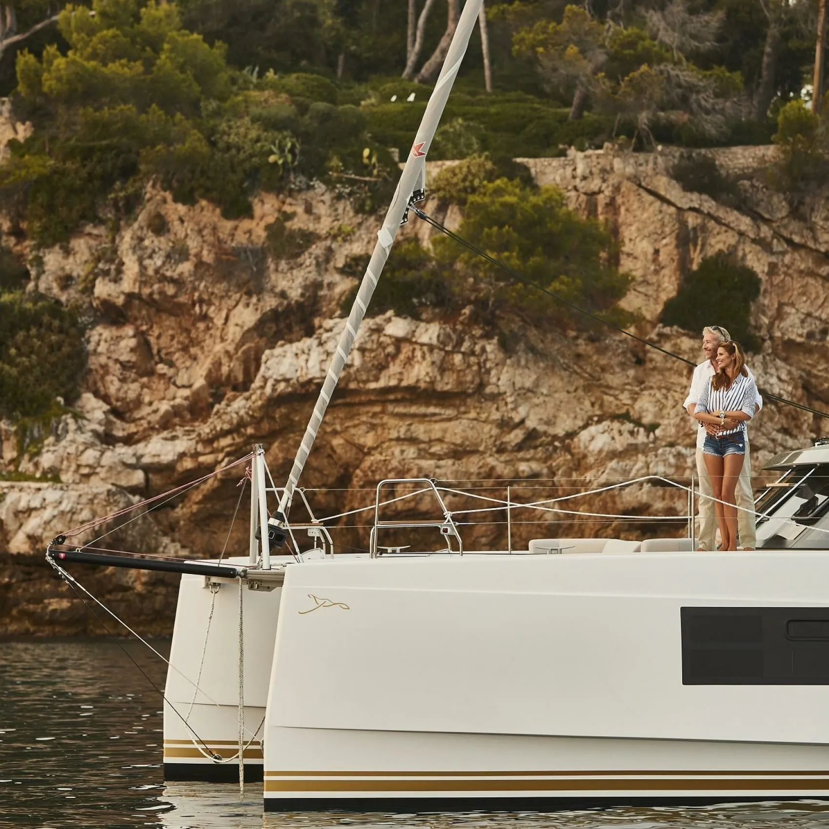Mar Charter Boat