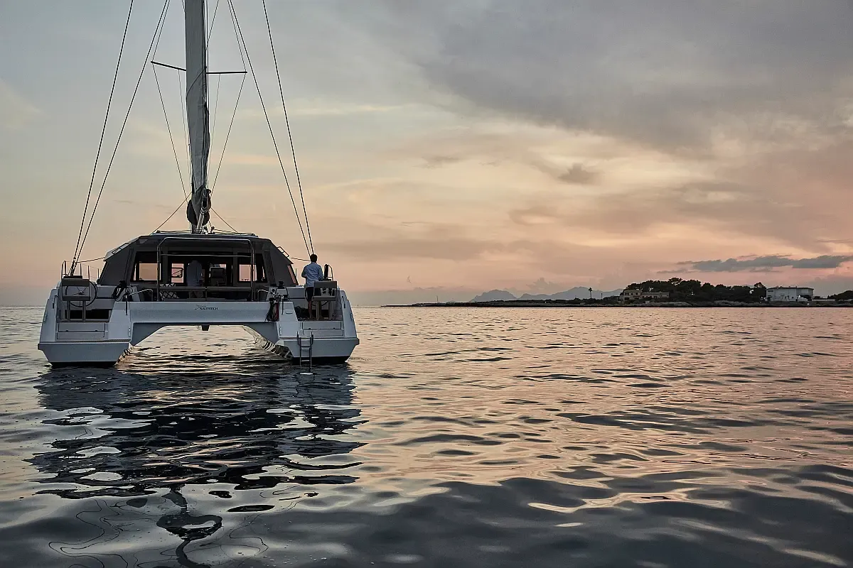 Charter a 13.79m Nautitech 46 Open in Cogolin