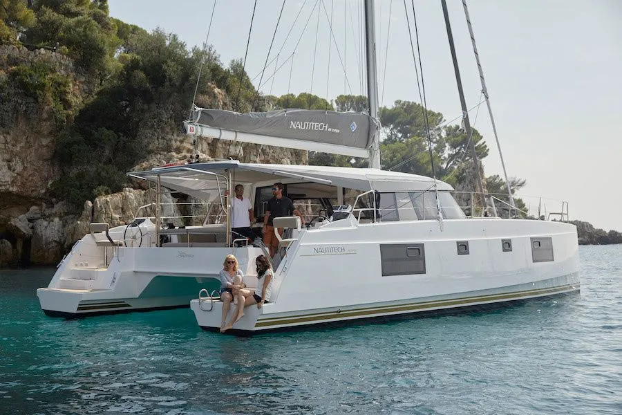 Dream Charter Boat - 3