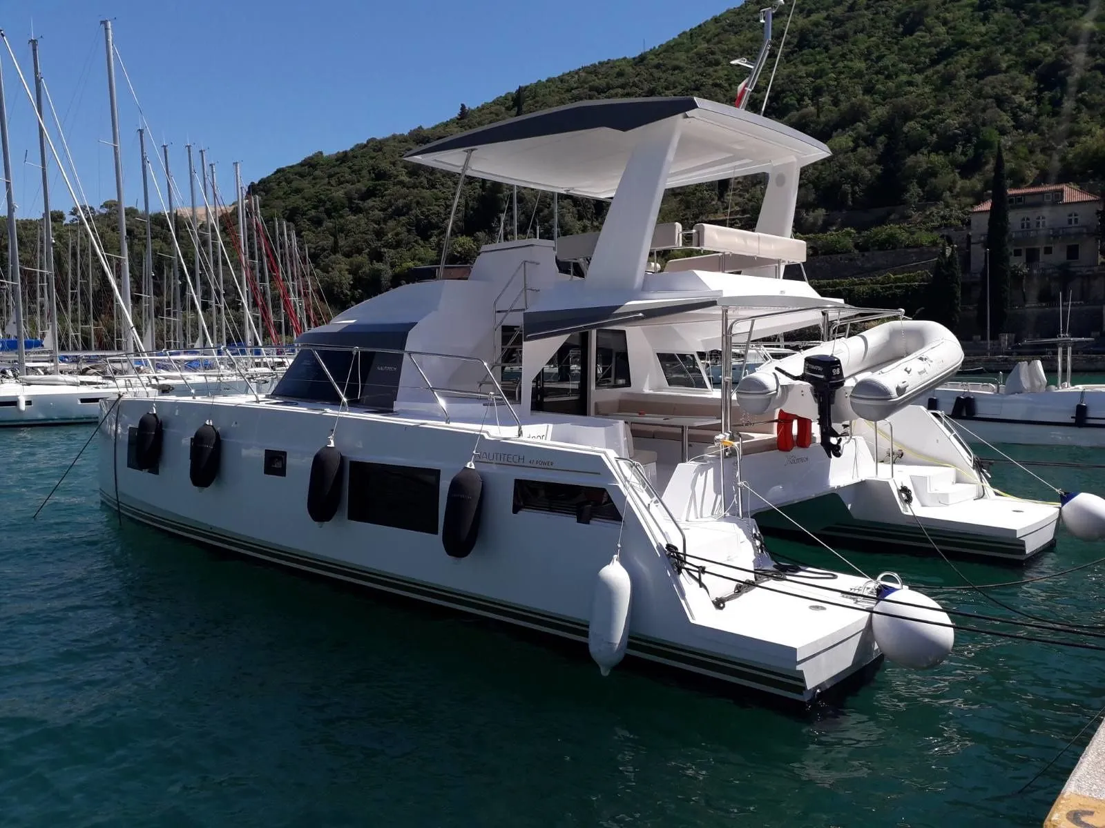Rodnor Charter Boat