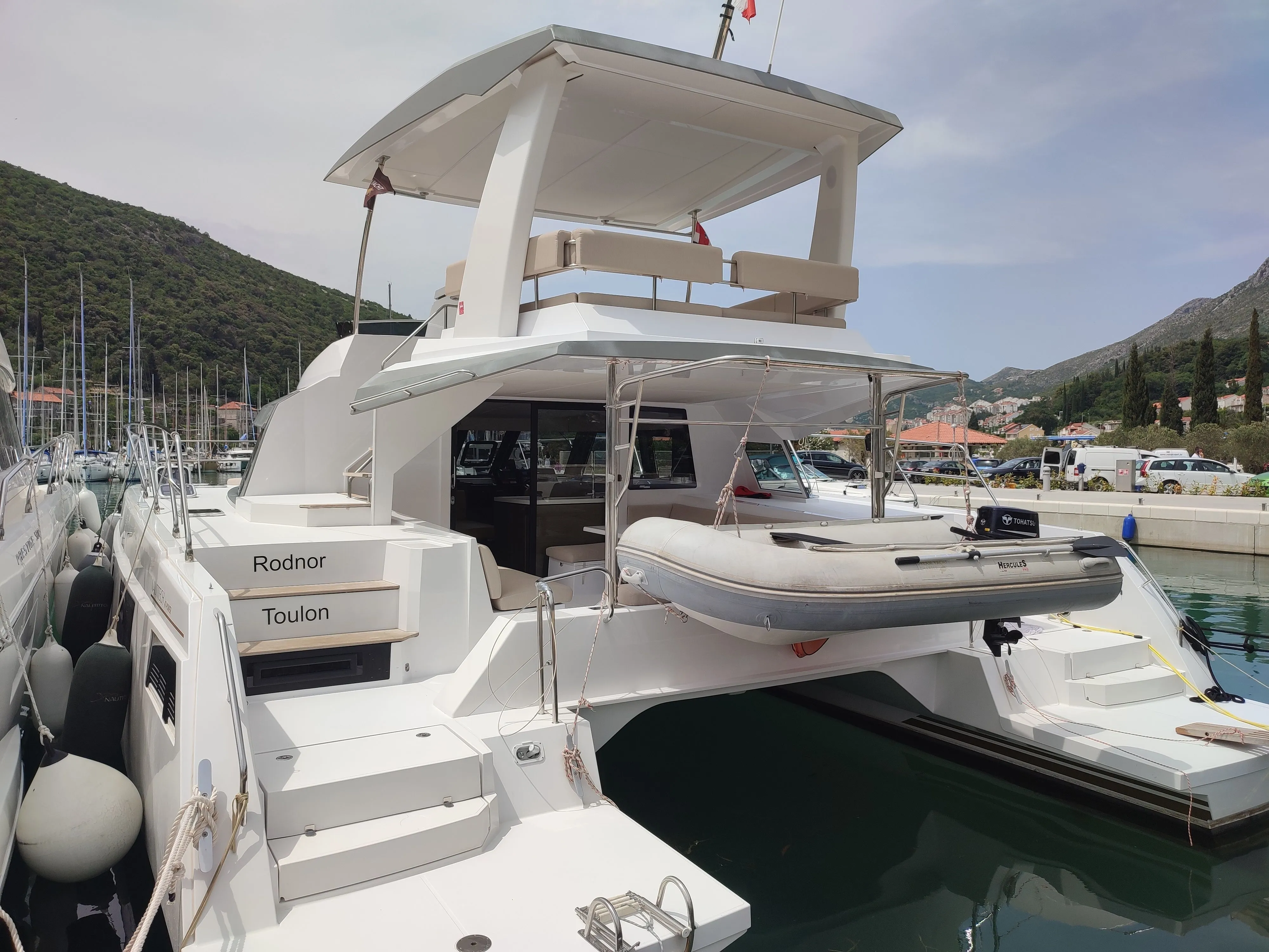 Rodnor Charter Boat