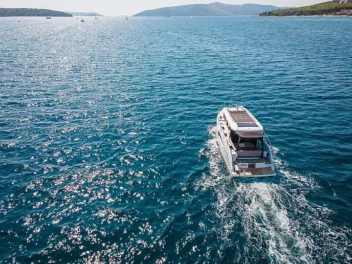 Чартер Lili - 5