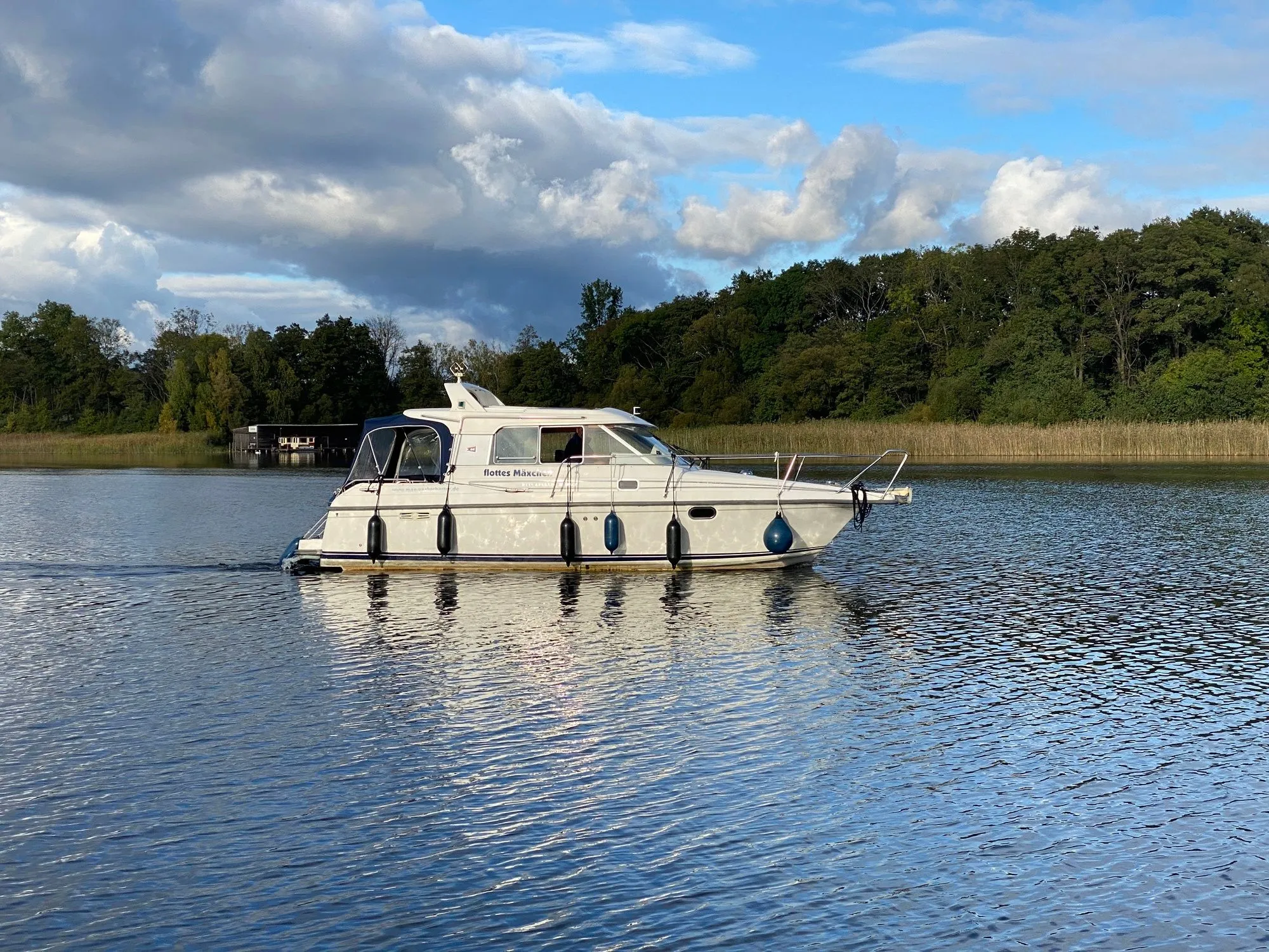 Flottes Maxchen Charter Boat