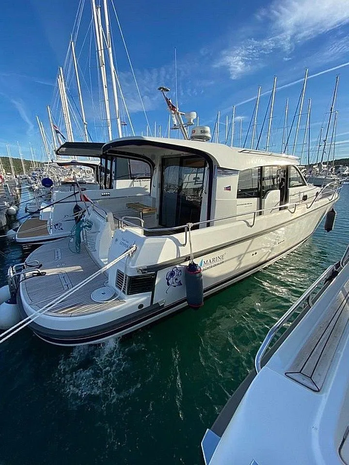 Fourlux Charterboot - 3