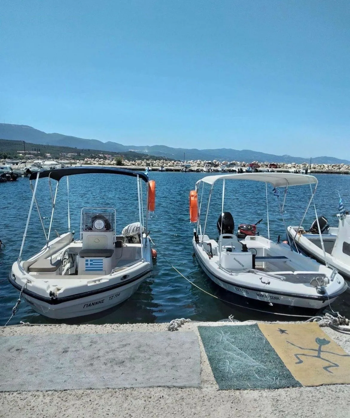 Giannis Charter Boat